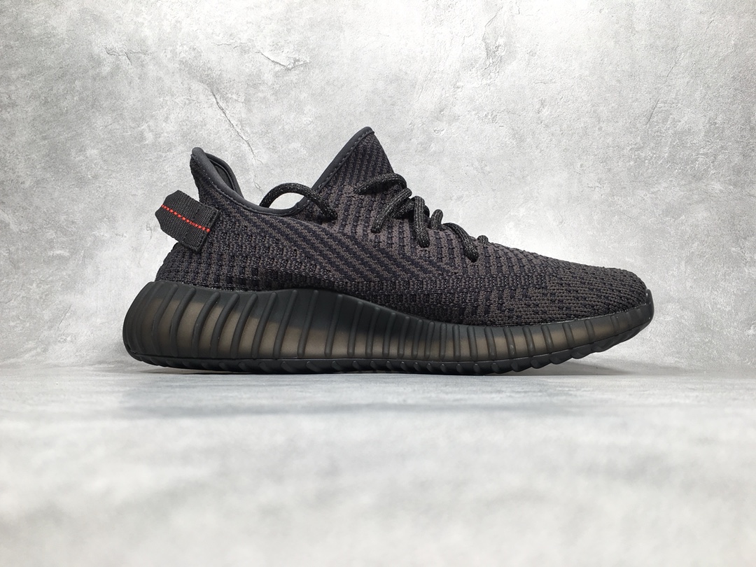 adidas yeezy Boost 350 V2 BLACK 黑天使鞋带反光版货号：FU9906 BE350